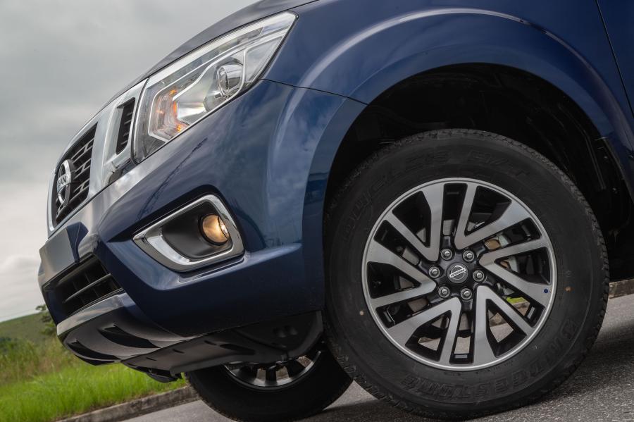 Колеса Nissan Frontier XE Double Cab (D23) 2017 года  (LA) (фото 5 из 10)
